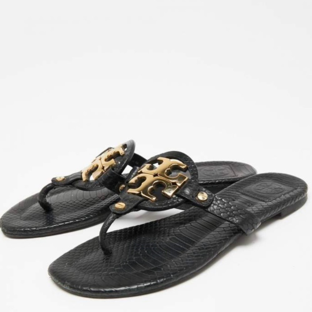 Black Leather Thong Sandals with Gold Logo Accent